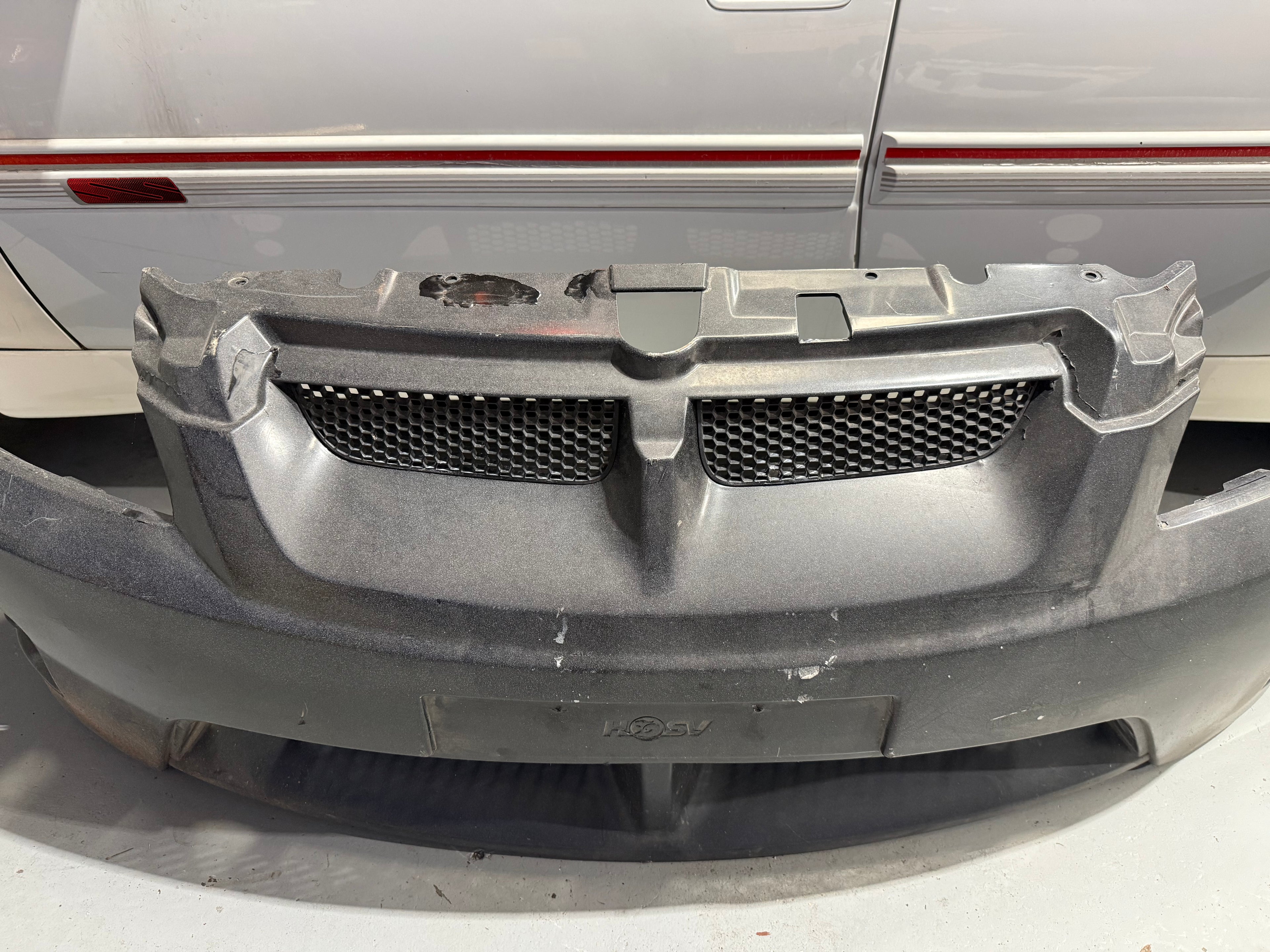 GENUINE VE E1 HSV FRONT BUMPER