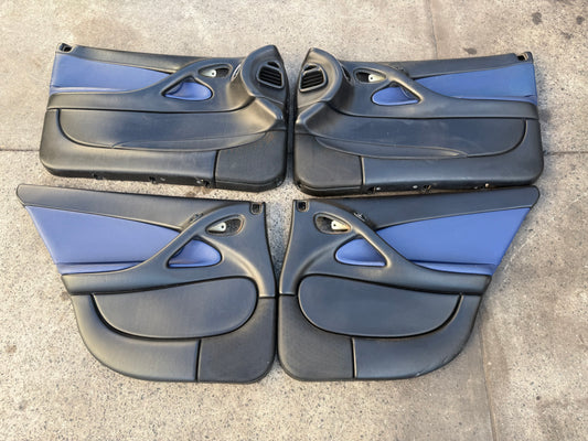 VT-VZ HOLDEN COMMODORE BLUE LEATHER DOOR CARDS