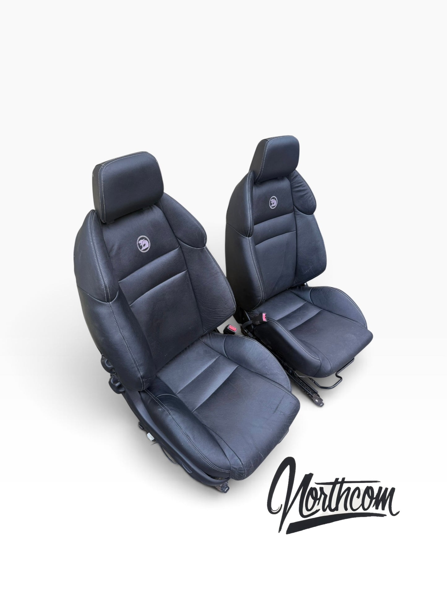 VY VZ HSV MALOO R8 LEATHER SEATS