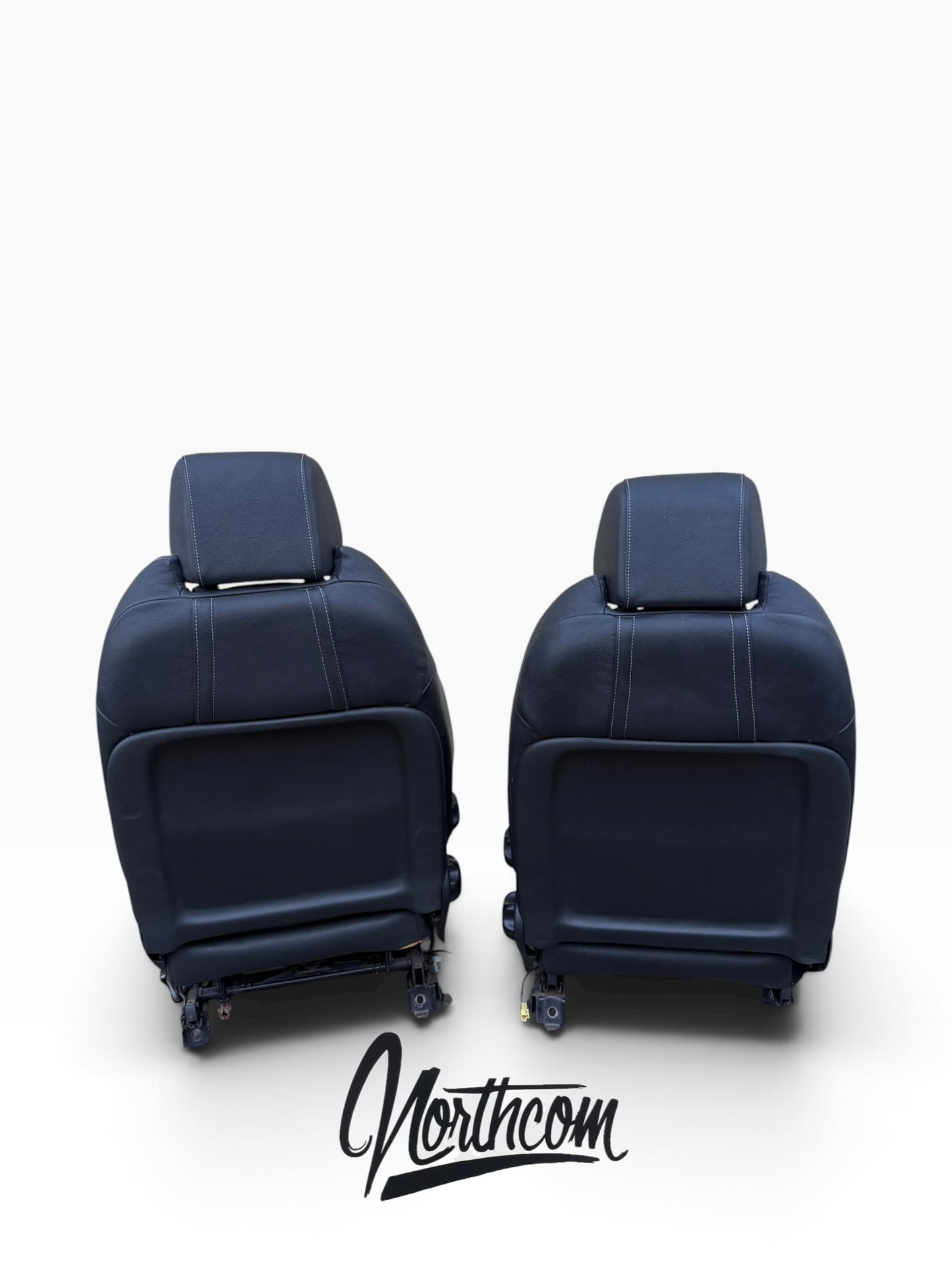 VY VZ HSV MALOO R8 LEATHER SEATS