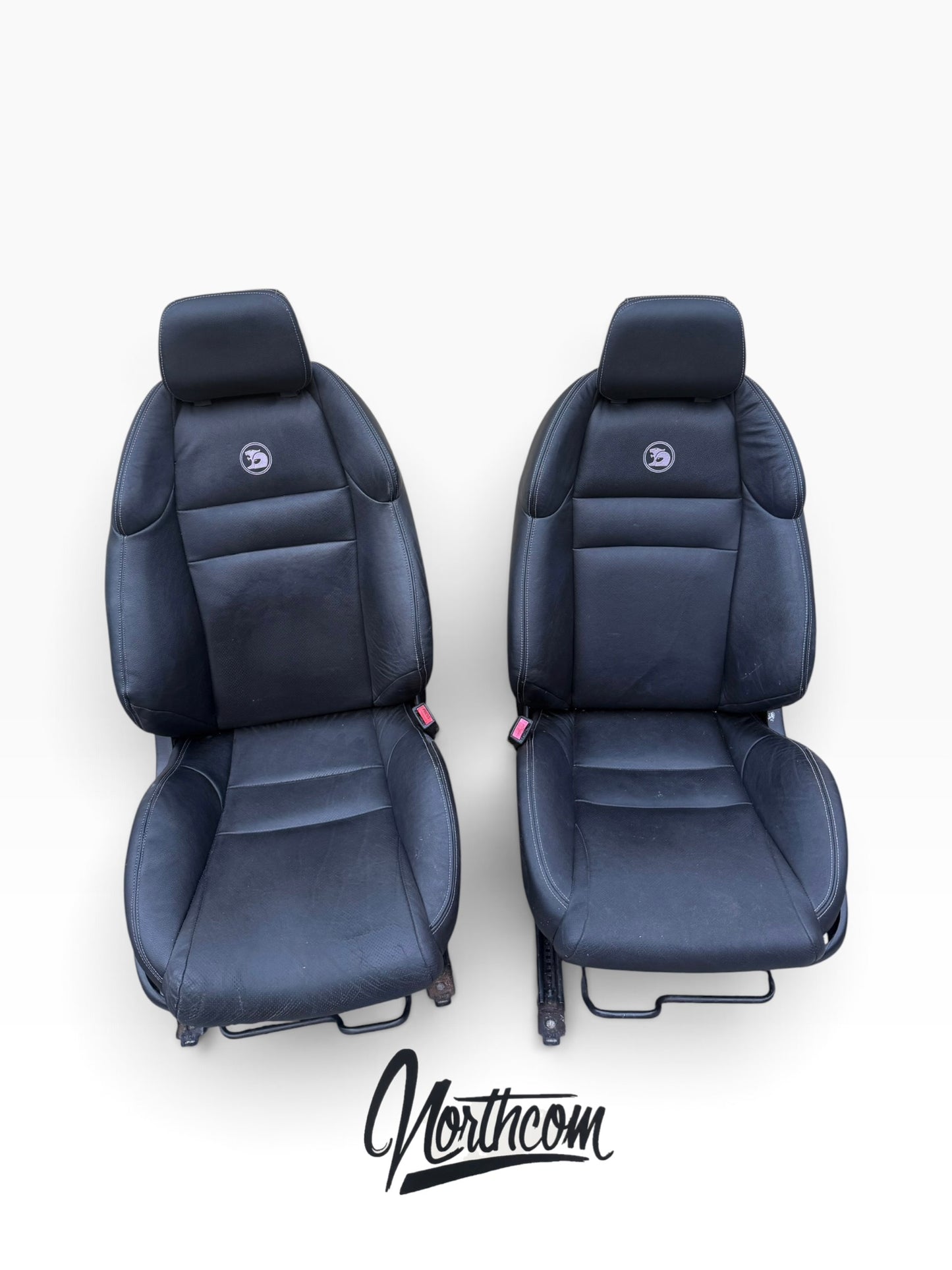 VY VZ HSV MALOO R8 LEATHER SEATS