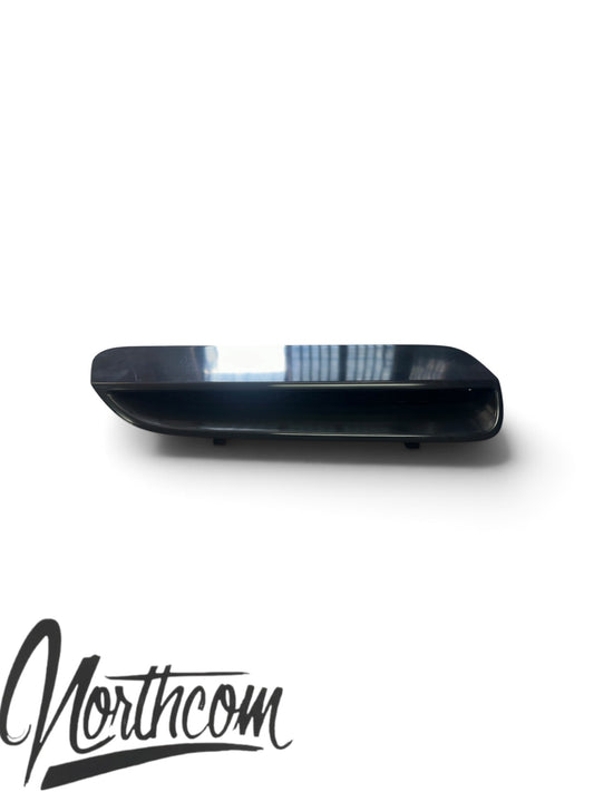 NEW HSV VE E2 E3 BONNET SCOOP VENT - RIGHT HAND DRIVERS SIDE - Clubsport GTS Senator Maloo
