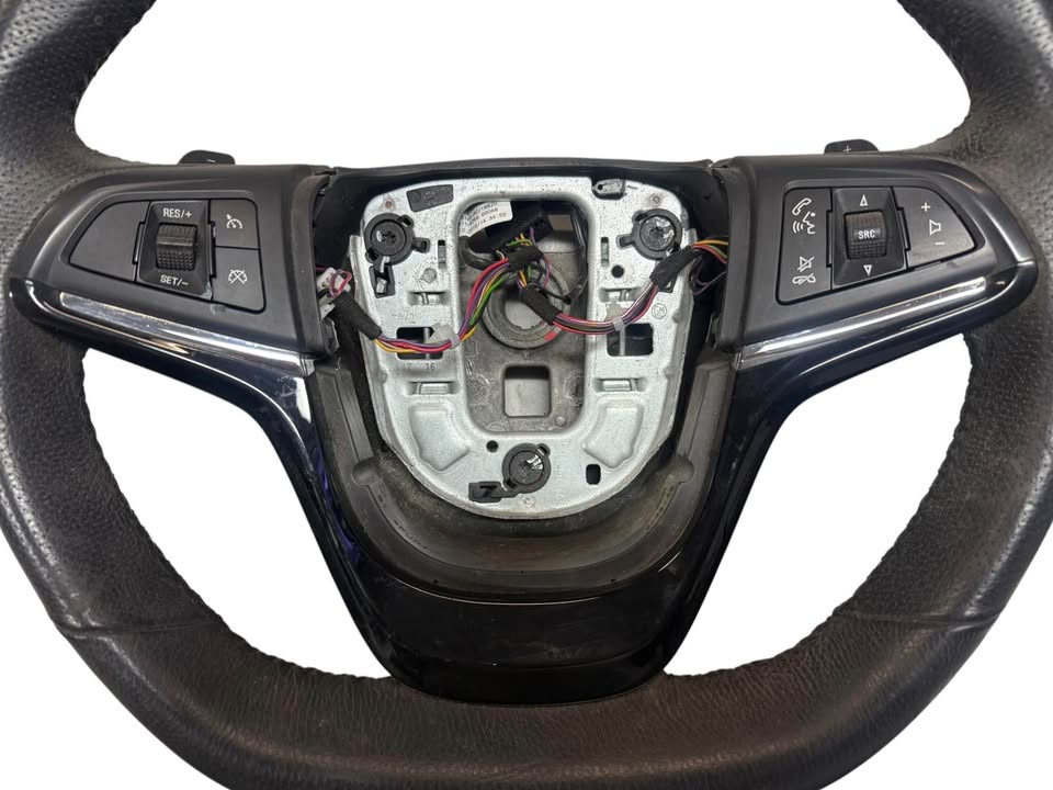 VF HSV MALOO CLUBSPORT STEERING WHEEL